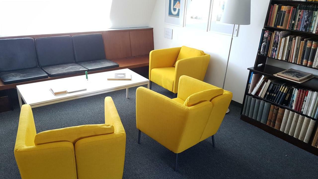 דירות וינה Gem Of Midcentury Design מראה חיצוני תמונה